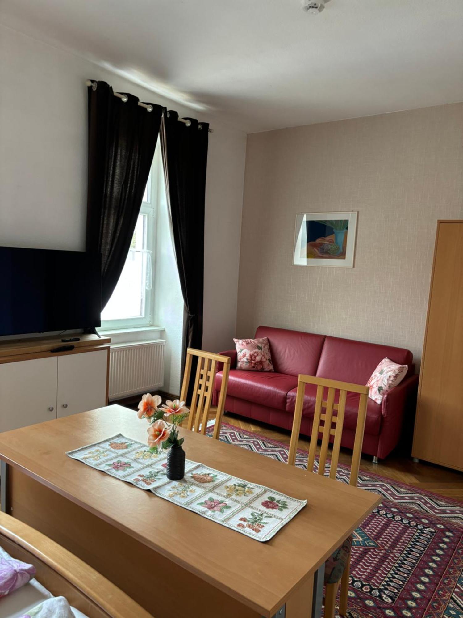Gutshaus Guest house *